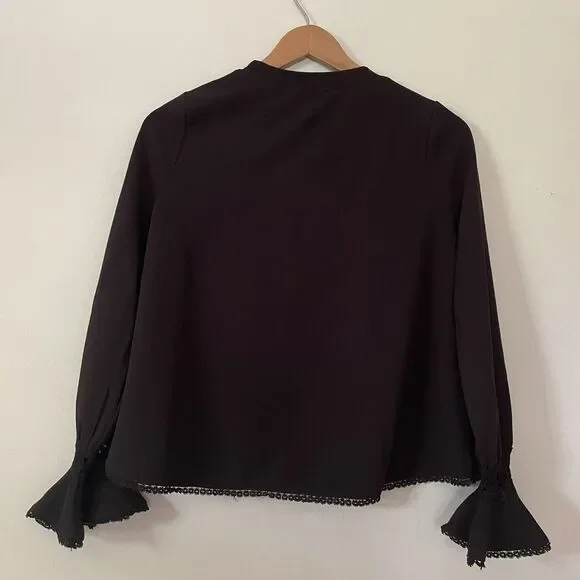 NWT Tuckernuck Pomander Place Palmer Blouse XS Black Bell Sleeve Lace Trim Boho - Picture 5 of 8